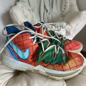 Men’s Sponge Bob Kyries